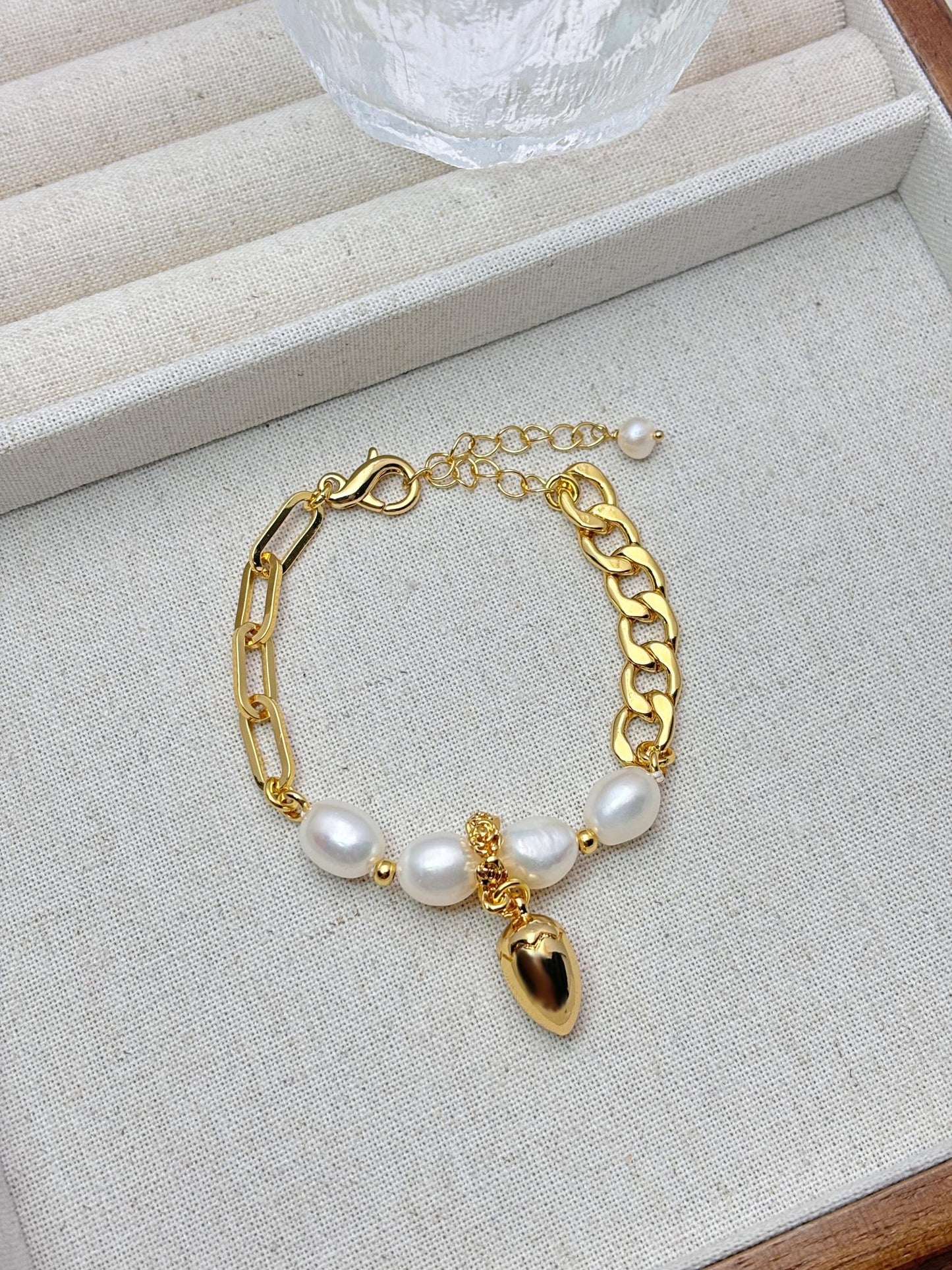 Natural Freshwater Pearl 18k gold plated bracelets