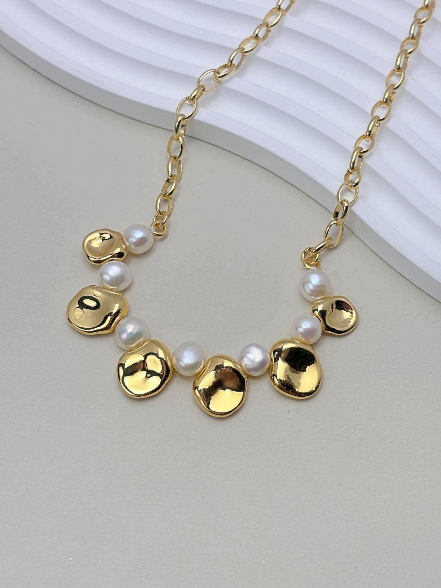 Handcrafted Natural Freshwater Pearls 18kgold plated necklaces