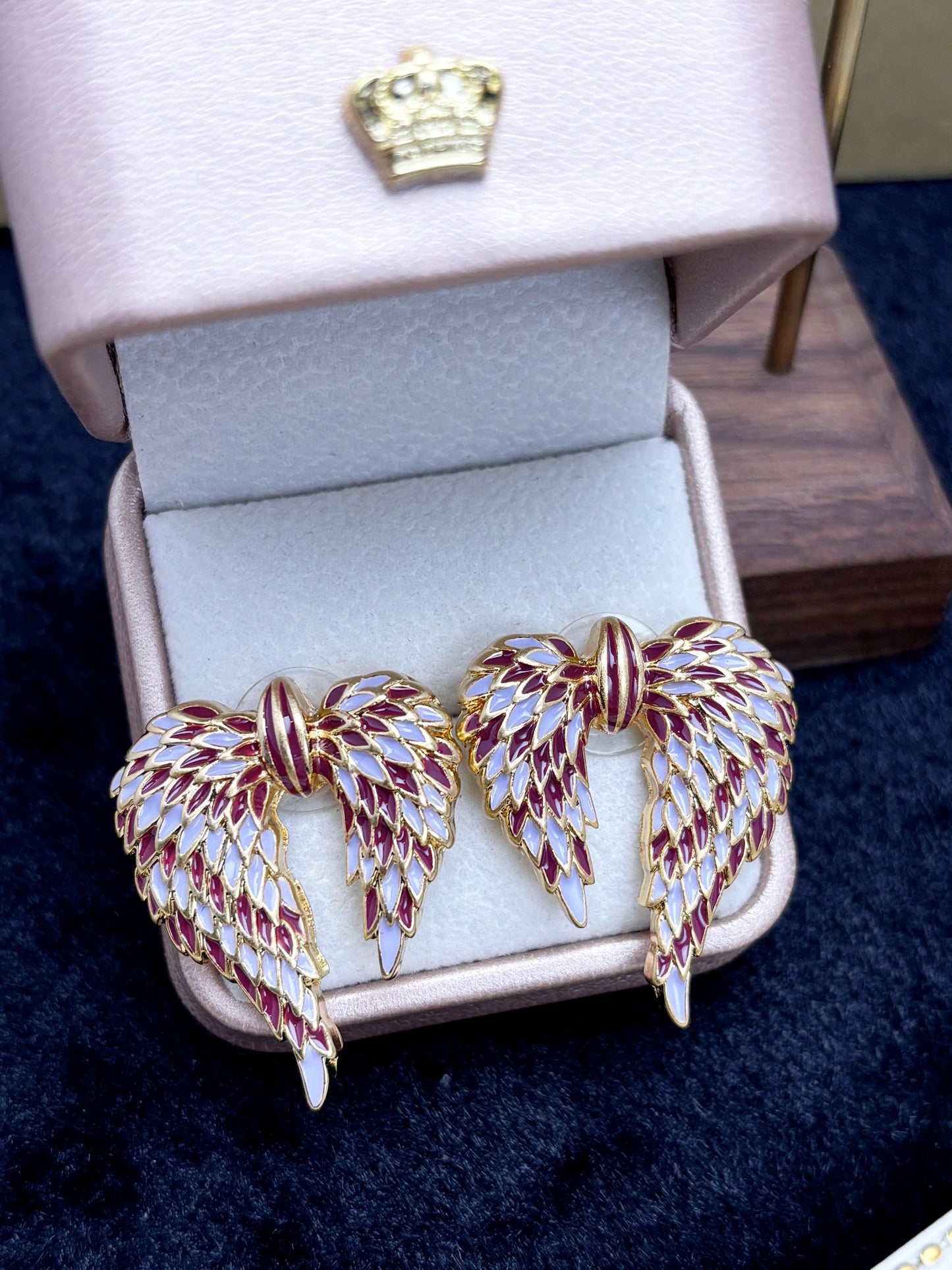 Vintage unique heart shape earrings