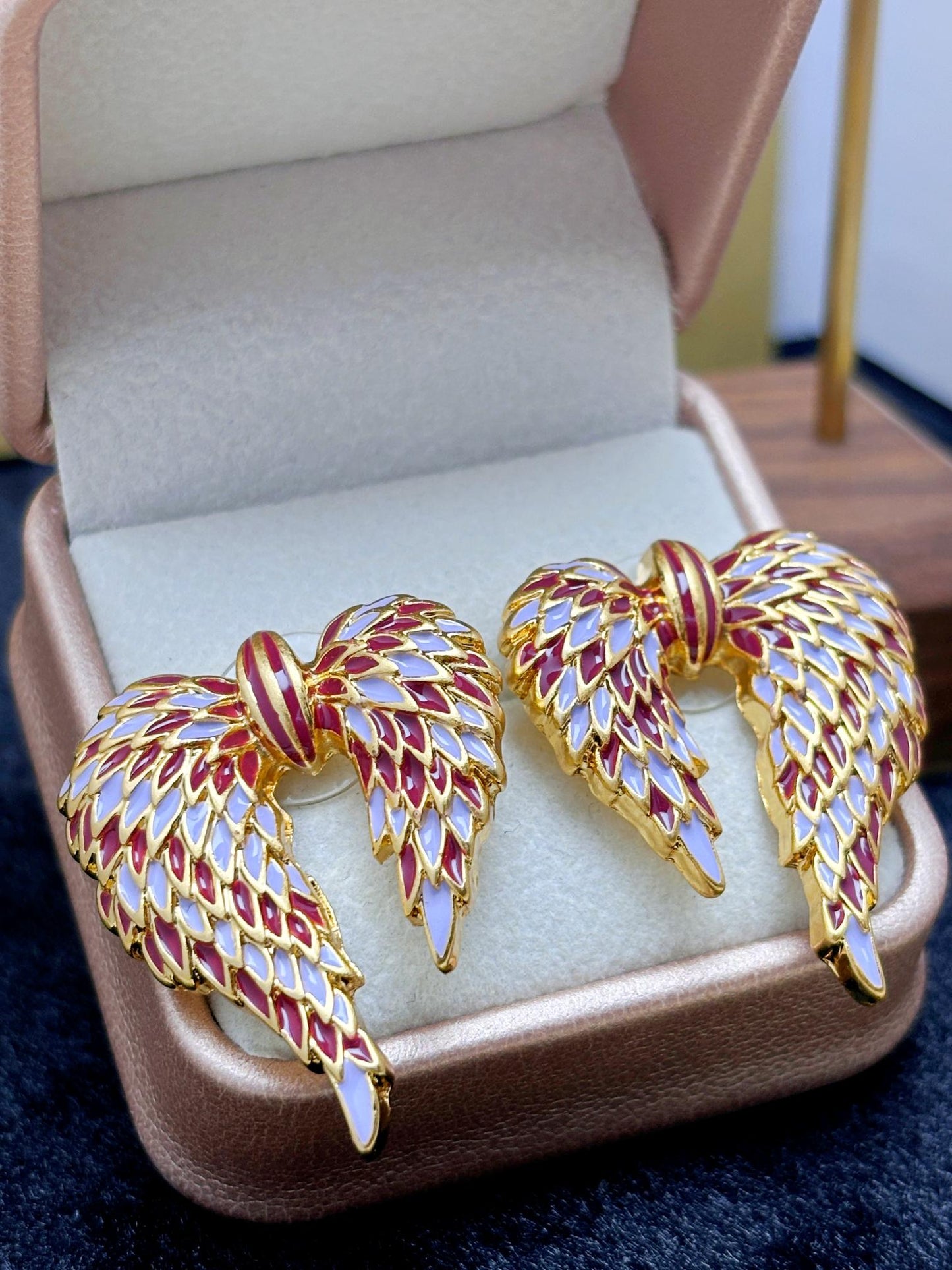 Vintage unique heart shape earrings