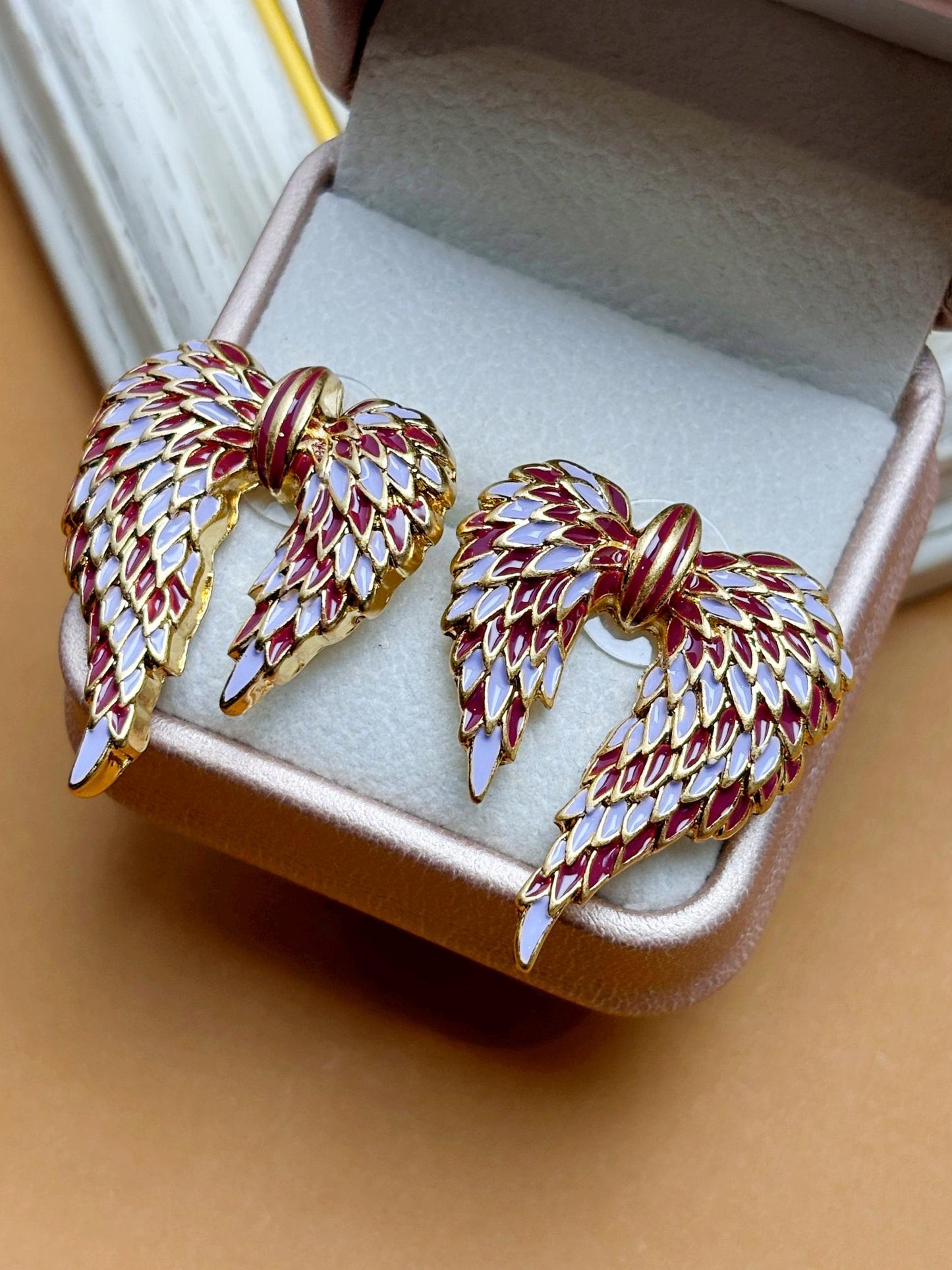 Vintage unique heart shape earrings
