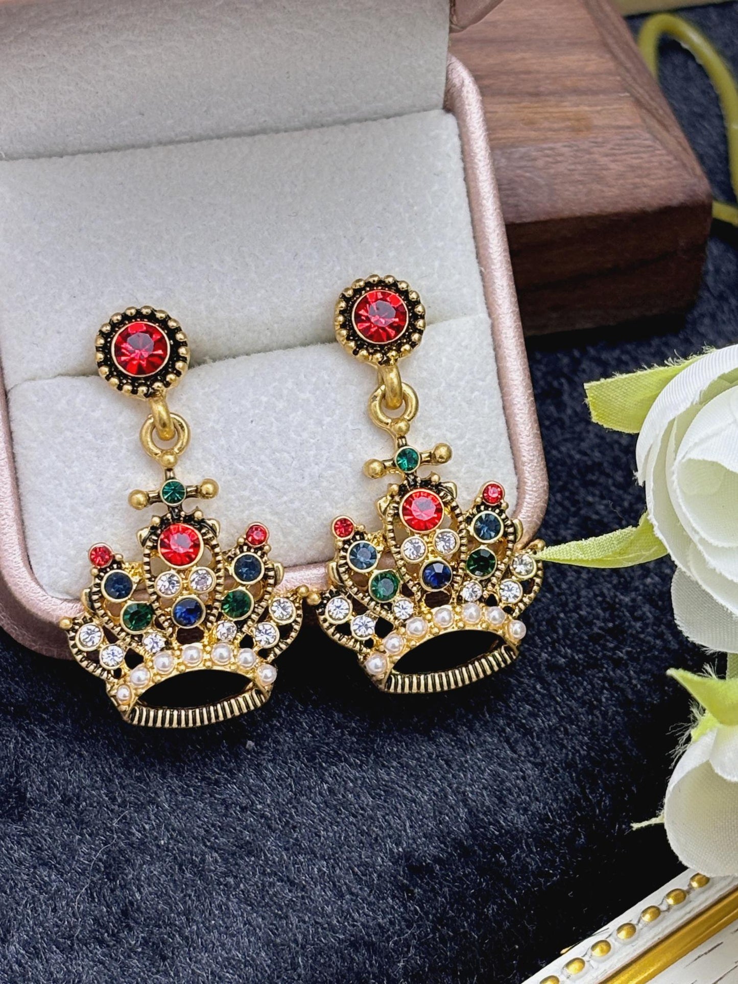Vintage crown earrings