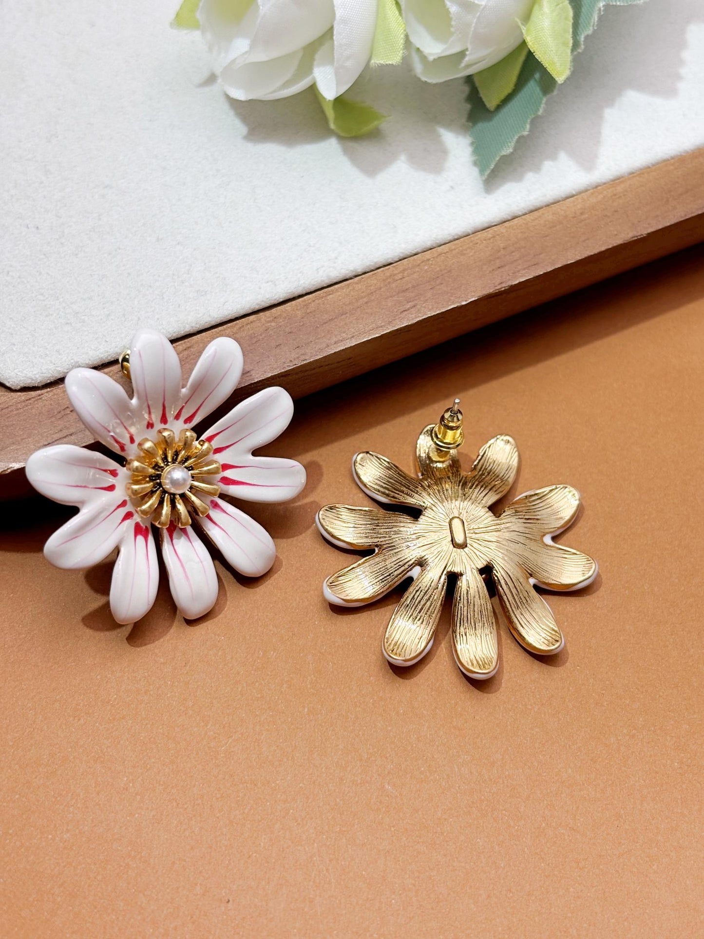Vintage Daisy Enamel Earrings