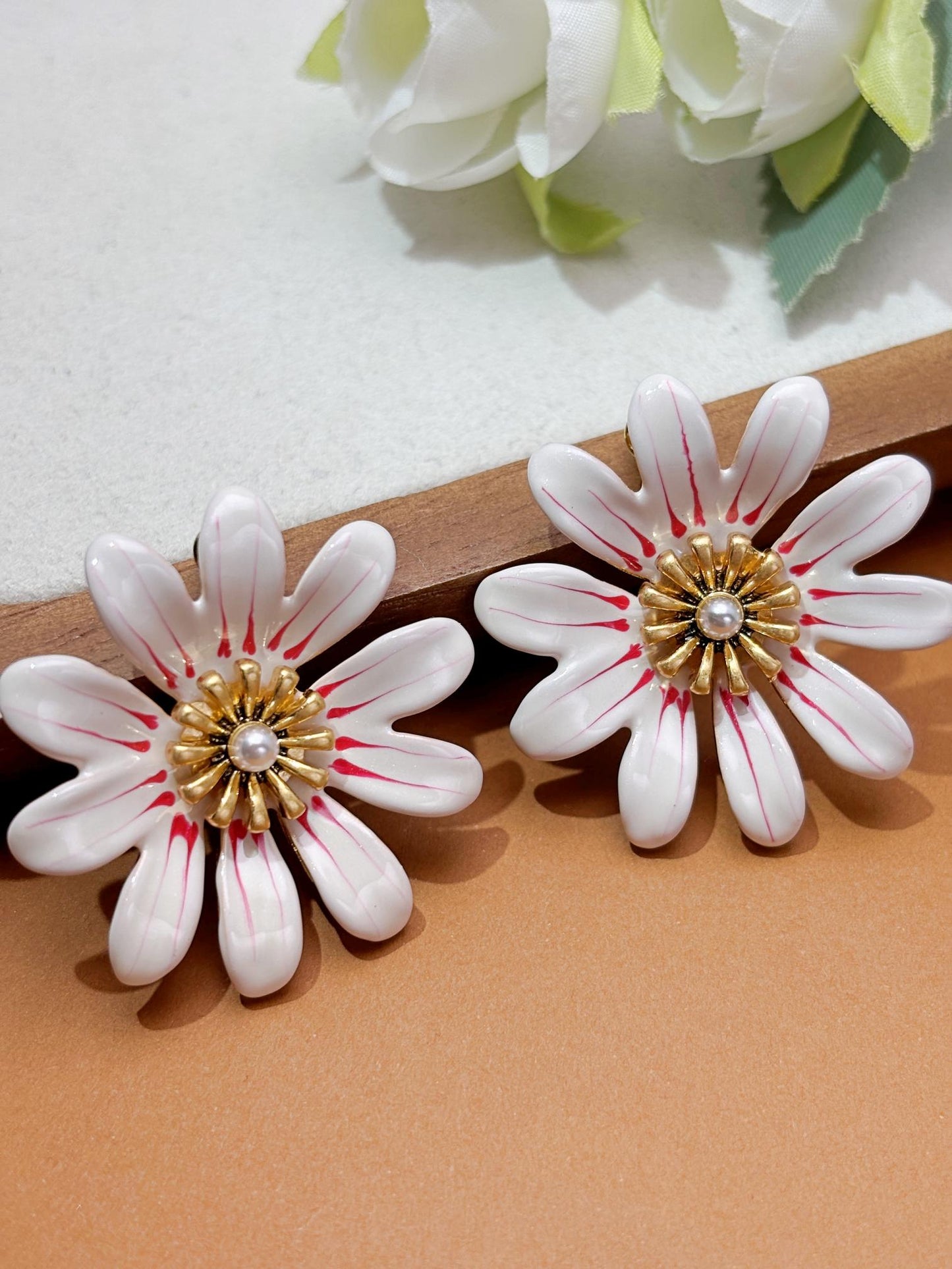 Vintage Daisy Enamel Earrings