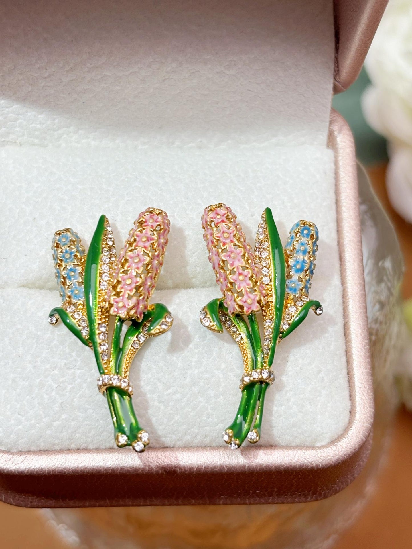 Vintage Hyacinth flowers Enamel Earrings