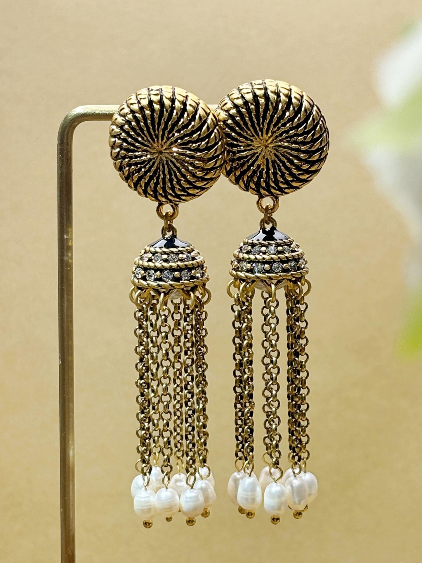 Vintage Dropping Earrings