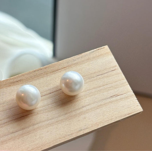 Handcrafted cute bread pearls stud with 925silver accessorie