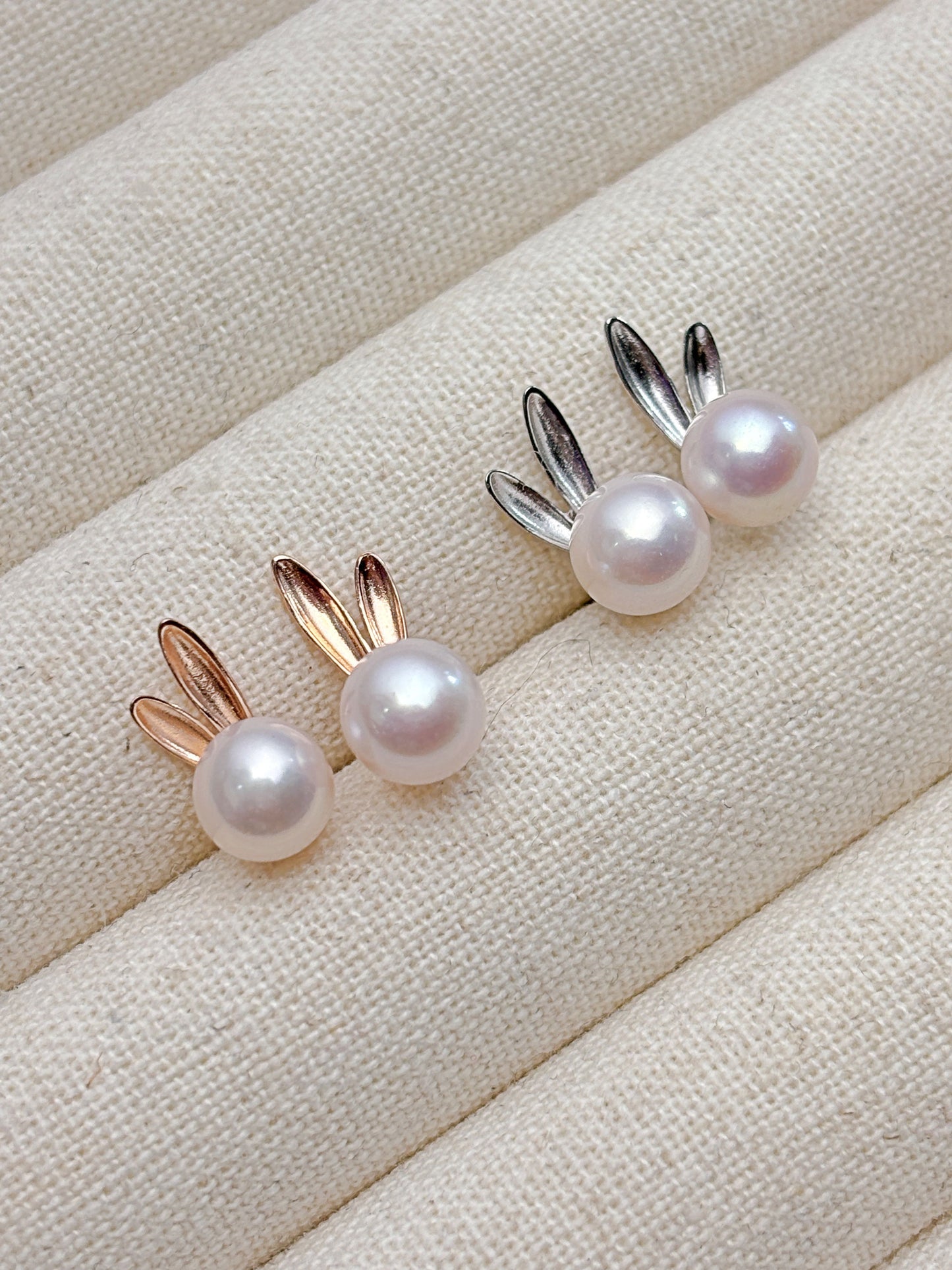 Handcrafted cute rabbit pearls stud with 925silver accessorie