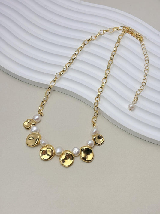 Handcrafted Natural Freshwater Pearls 18kgold plated necklaces