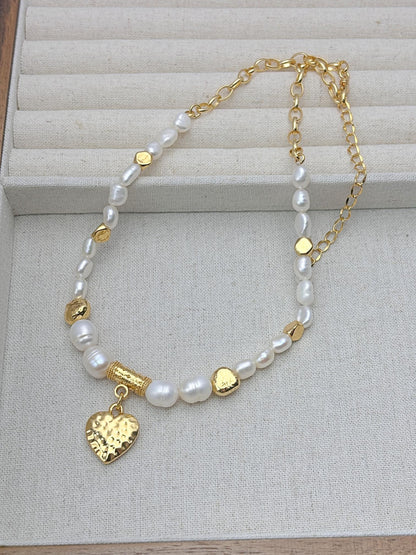 Natural baroque pearl & heart pendant with 18kgold plated necklaces