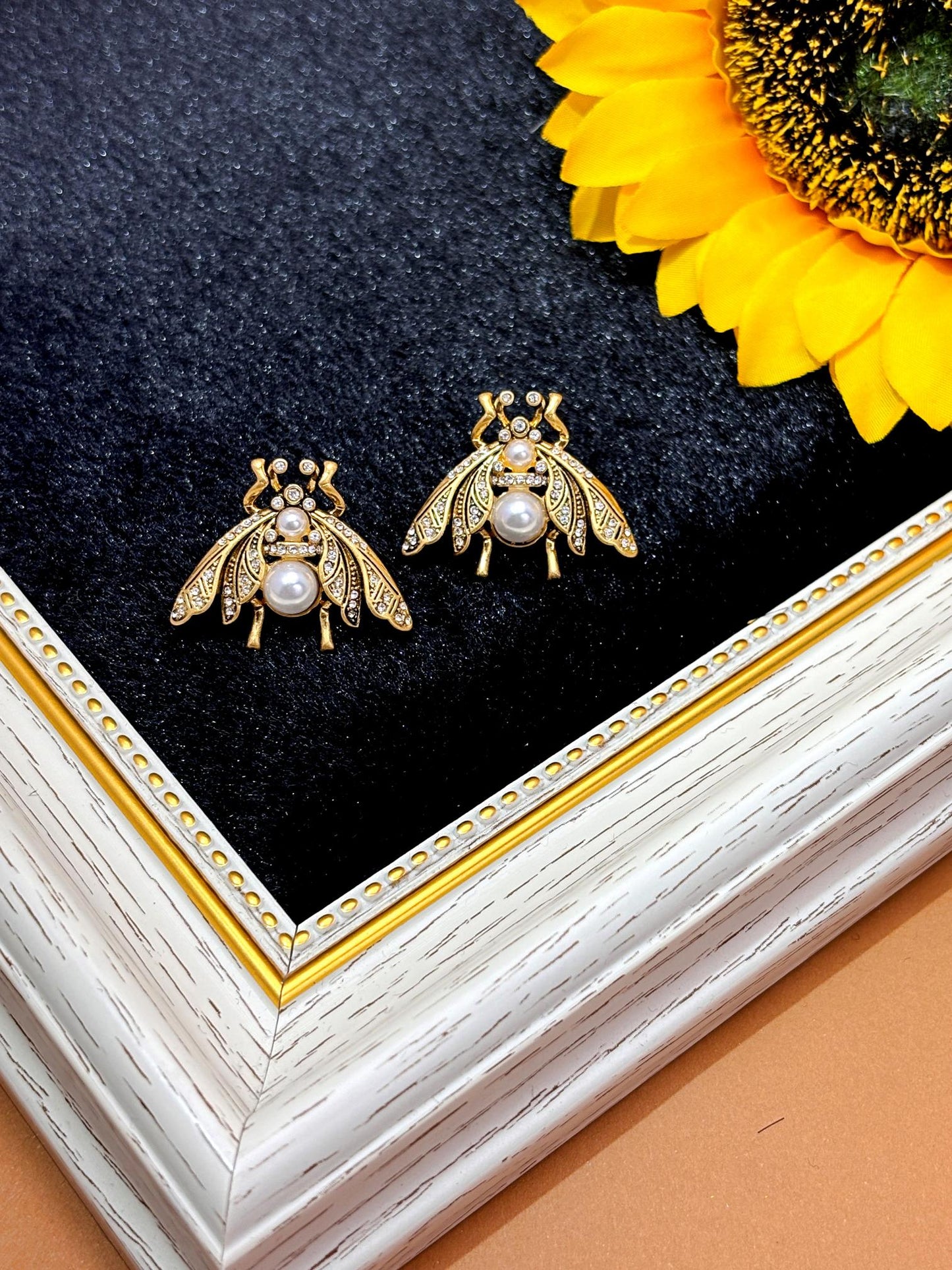 Vintage Bee Earrings