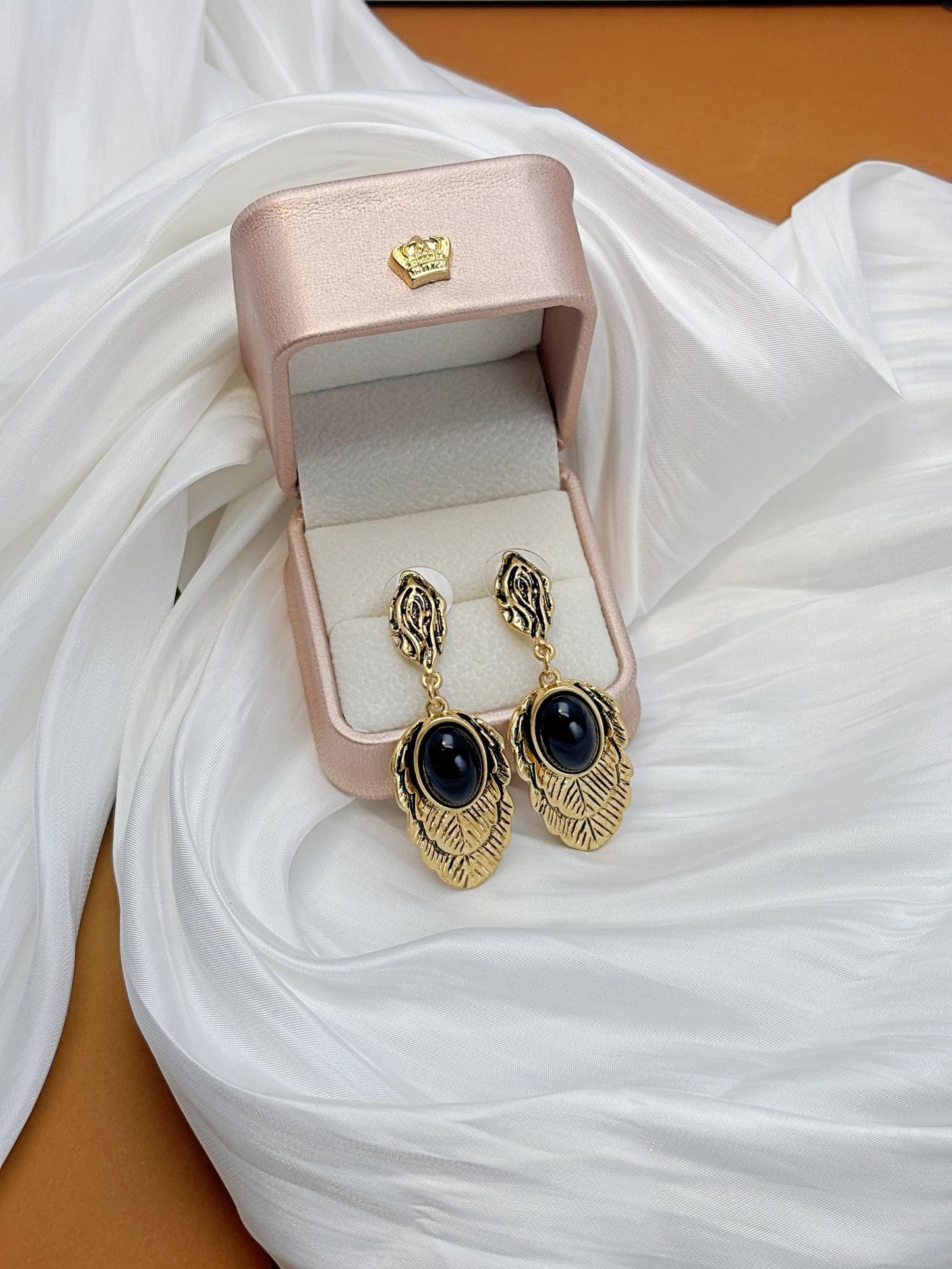 Vintage Black Eyes Earrings